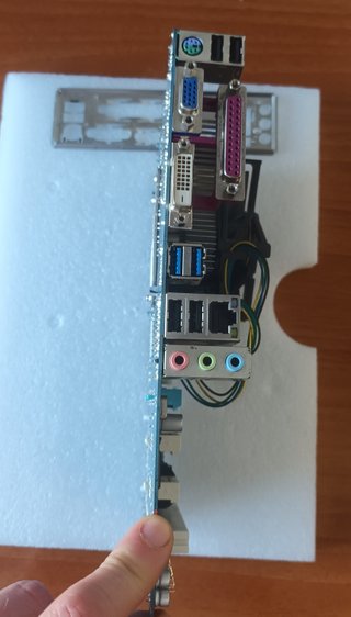 Placa Gigabyte B75M-D3V + Intel i7 2600