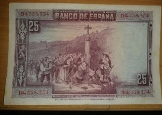 Billetes-monedas d diferents paises.(Elena Bilbao)