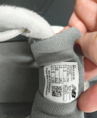Zapatillas New Balance 530 Gris y Blanco