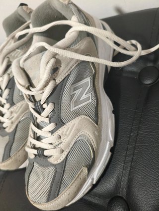 Zapatillas New Balance 530 Gris y Blanco