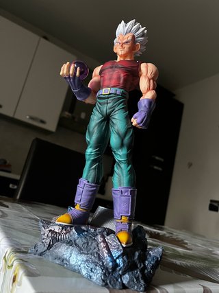 Dragon Ball GT Baby Vegeta SSJ Figure 32cm