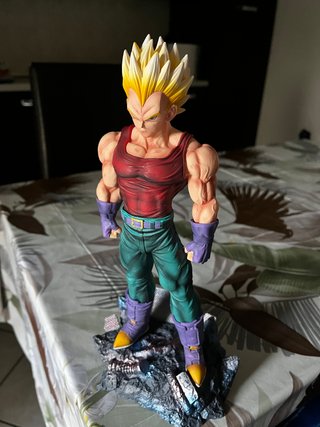 Dragon Ball GT Baby Vegeta SSJ Figure 32cm