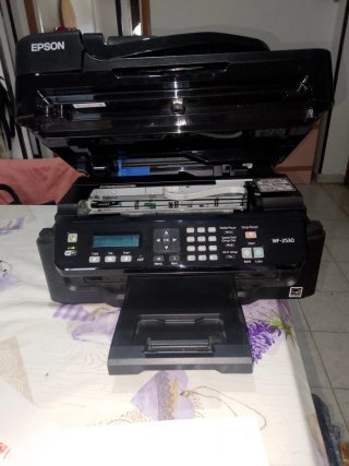 Stampante multifunzione Epson WF-2530