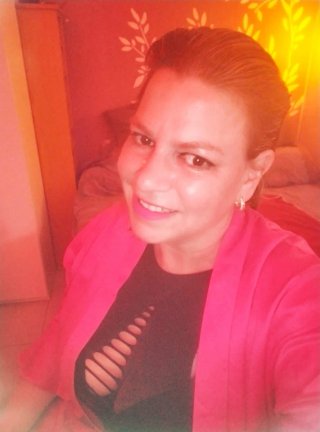 Soy Azucena, masajista experta española