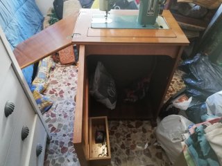 Máquina de coser Alfa vintage