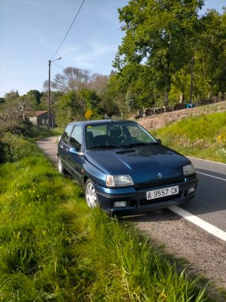 Renault Clio 1.8 16v