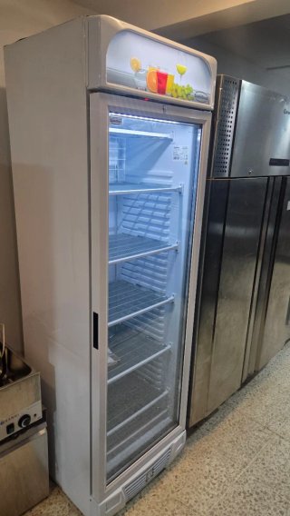 Congelador Vertical Puerta Cristal