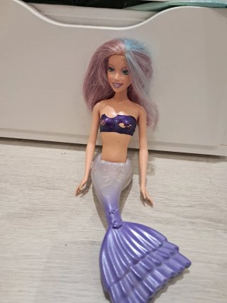 Barbie Sirena Morada y Lila