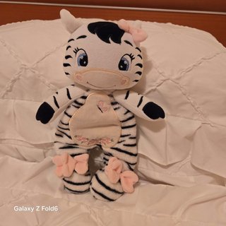Muñeca Naniña Bebé Rosa con Lazos Blancos