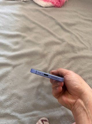 iPhone 16 Azul 90%bateria