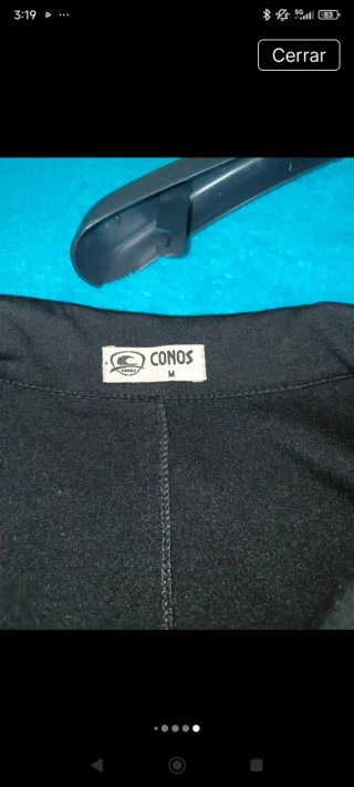 Chaqueta entallada negra