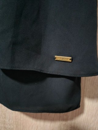 Vestido Pepe Jeans negro gasa cremalleras tachuela