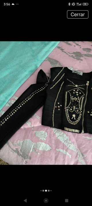 Chaqueta corta TOLEAS adornada