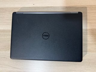 Dell Latitude E5250 Portátil