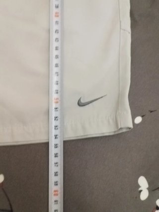 Pantalón corto deportivo hombre Nike gris talla M