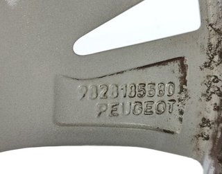 Peugeot 98281855zv llanta 2008 active pack 2379924