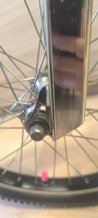 Bicicleta Monty T219 Magura