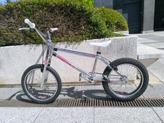 Monty T219 Magura