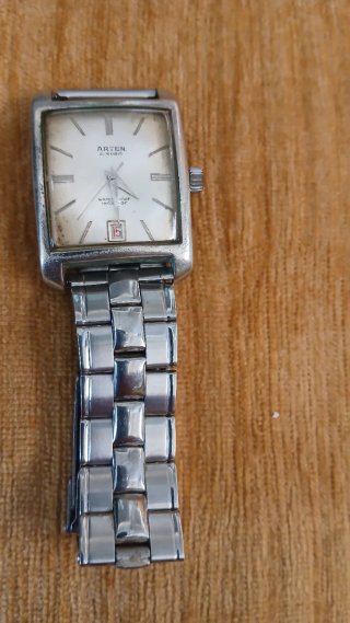 Orologio meccanico vintage Arten