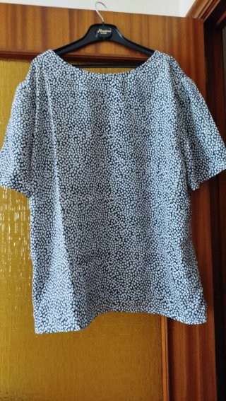Lote 2 blusas estampadas