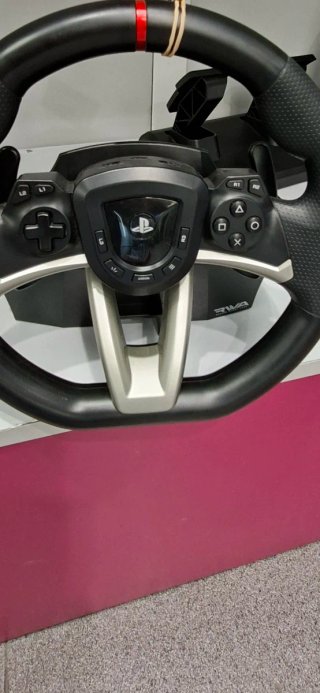 Thrustmaster Volante PS4/PS5