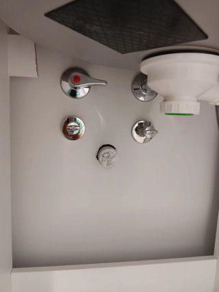 Cambio de plato ducha y fontanería Express..!