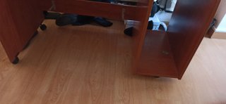 Escritorio estudio/ordenador como nuevo  no envío