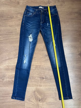 Lote 2 Pantalones Vaqueros Pull&Bear y Be Inside