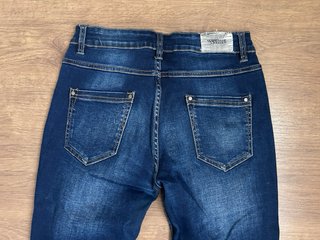 Lote 2 Pantalones Vaqueros Pull&Bear y Be Inside