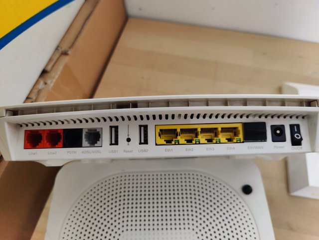 n.4 Modem Desktop Switch TIM & TP-LINK funzionanti