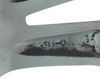 Llanta 4261105330 toyota avensis active 2165042