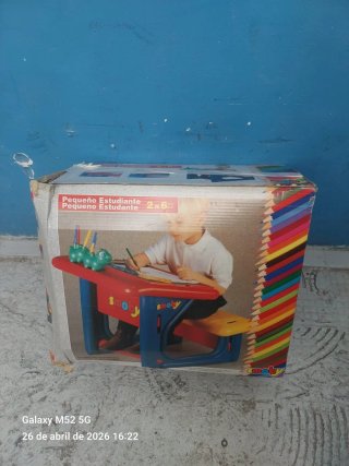 Pupitre infantil Smoby con asiento