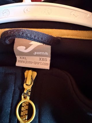 Sudadera Joma Negra y Dorada Cremallera