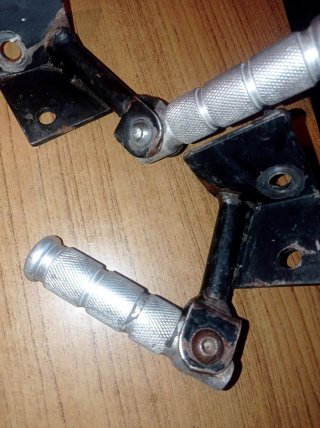 Reposapiés Aprilia sonic