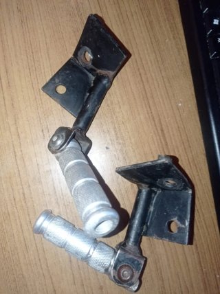 Reposapiés Aprilia sonic