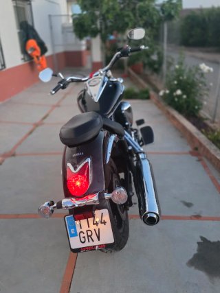 Yamaha Drag Star 900 Negra