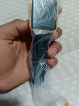 Relojes de mano blanco y negros