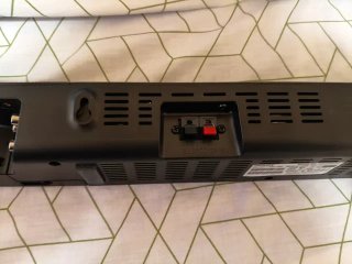 Barra de Sonido con Subwoofer "Philips HTL 2160"
