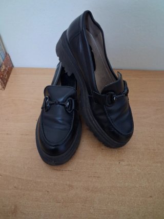 Zapatos negros de vestir