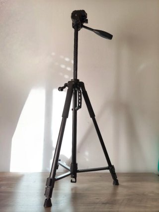 Trípode Profesional ajustable 160cm