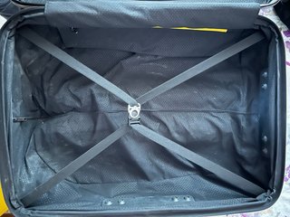 Maleta de viaje Samsonite plateada