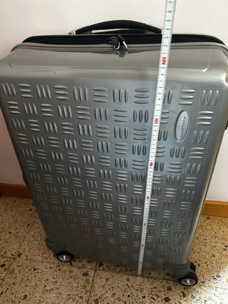 Maleta de viaje Samsonite plateada