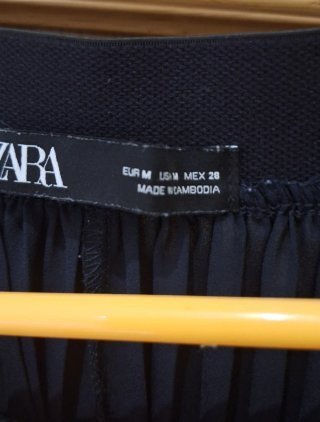 Pantalón ancho Zara azul marino talla M