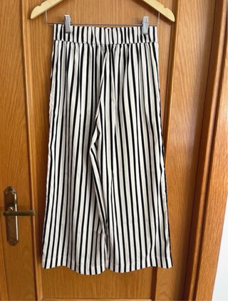 Pantalón Zara Rayas Blanco y Negro