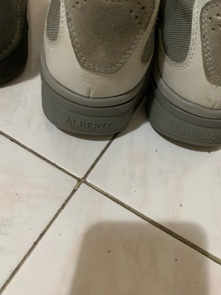 Scarpe uomo beige e grigie