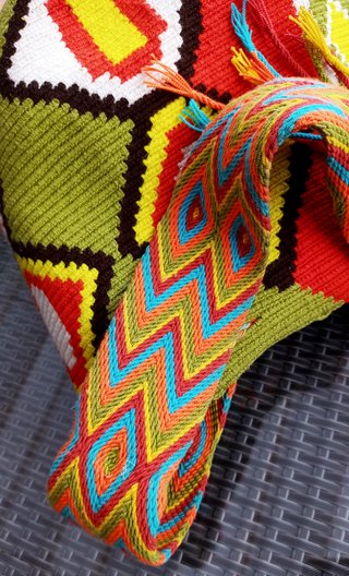 Bolso Mochila WAYÚU de Colombia nuevecito