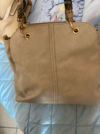 Borsa beige con manico pitone