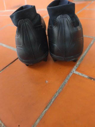 Botas de fútbol Adidas Predator Negras