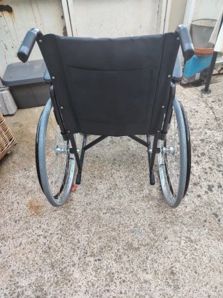 Silla de ruedas sin estrenar