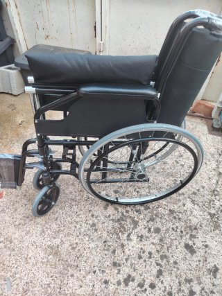Silla de ruedas sin estrenar
